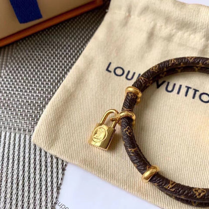 Double Ring Lock Scalp Bracelet