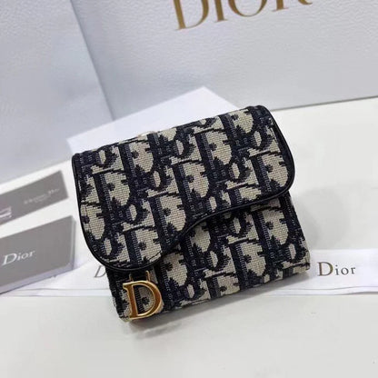 Oblique Saddle Wallet