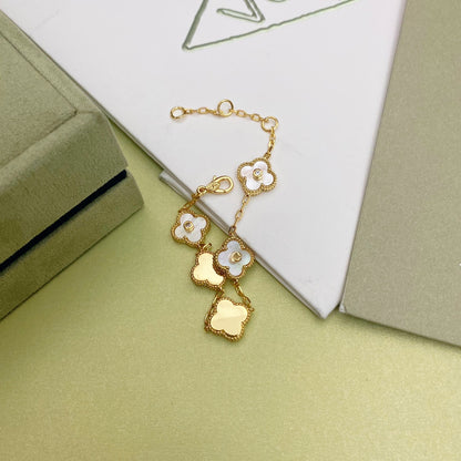 Classic White Four-leaf Clover Bracelet