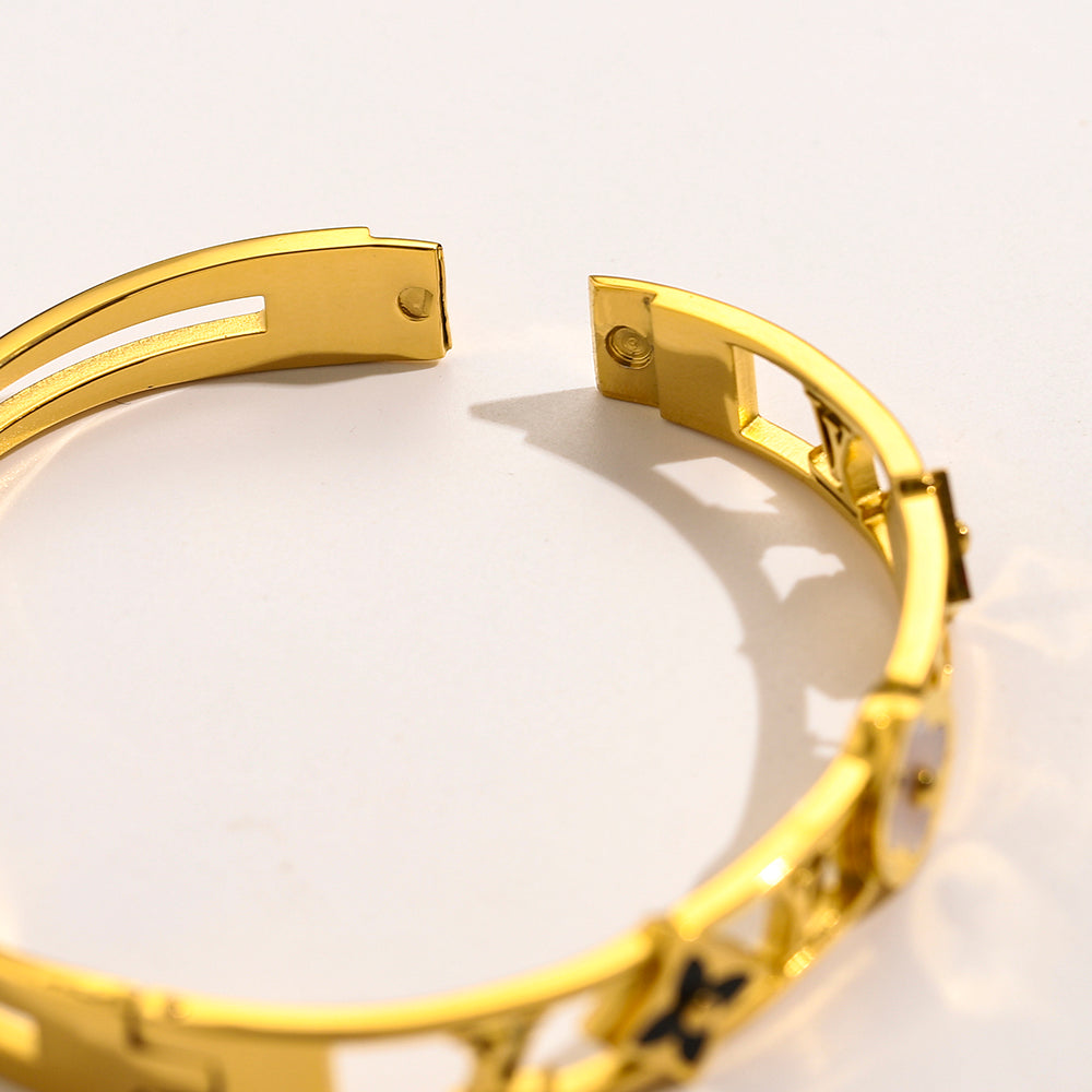 Four Leaf Clover Openwork Bracelet