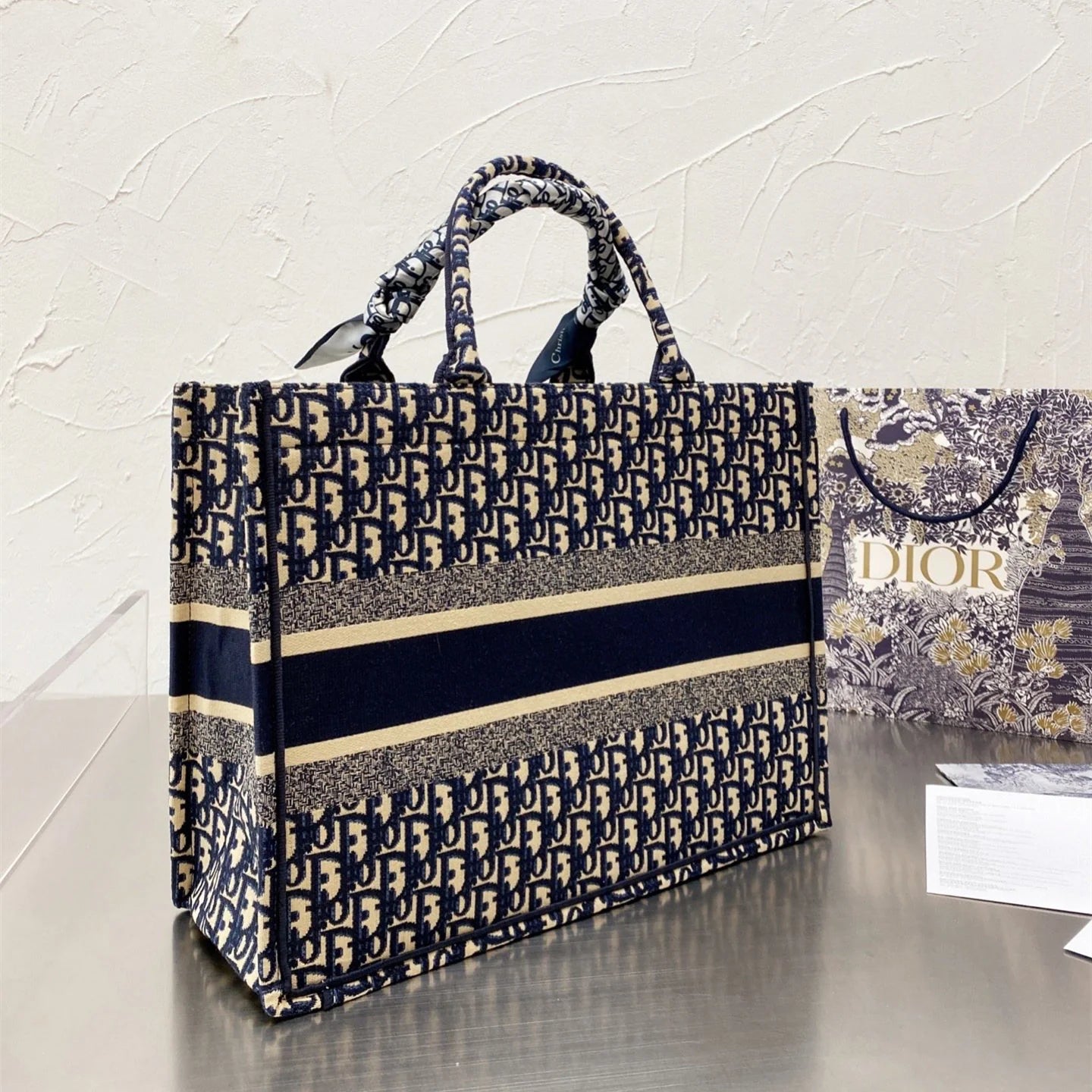 BOOK TOTE