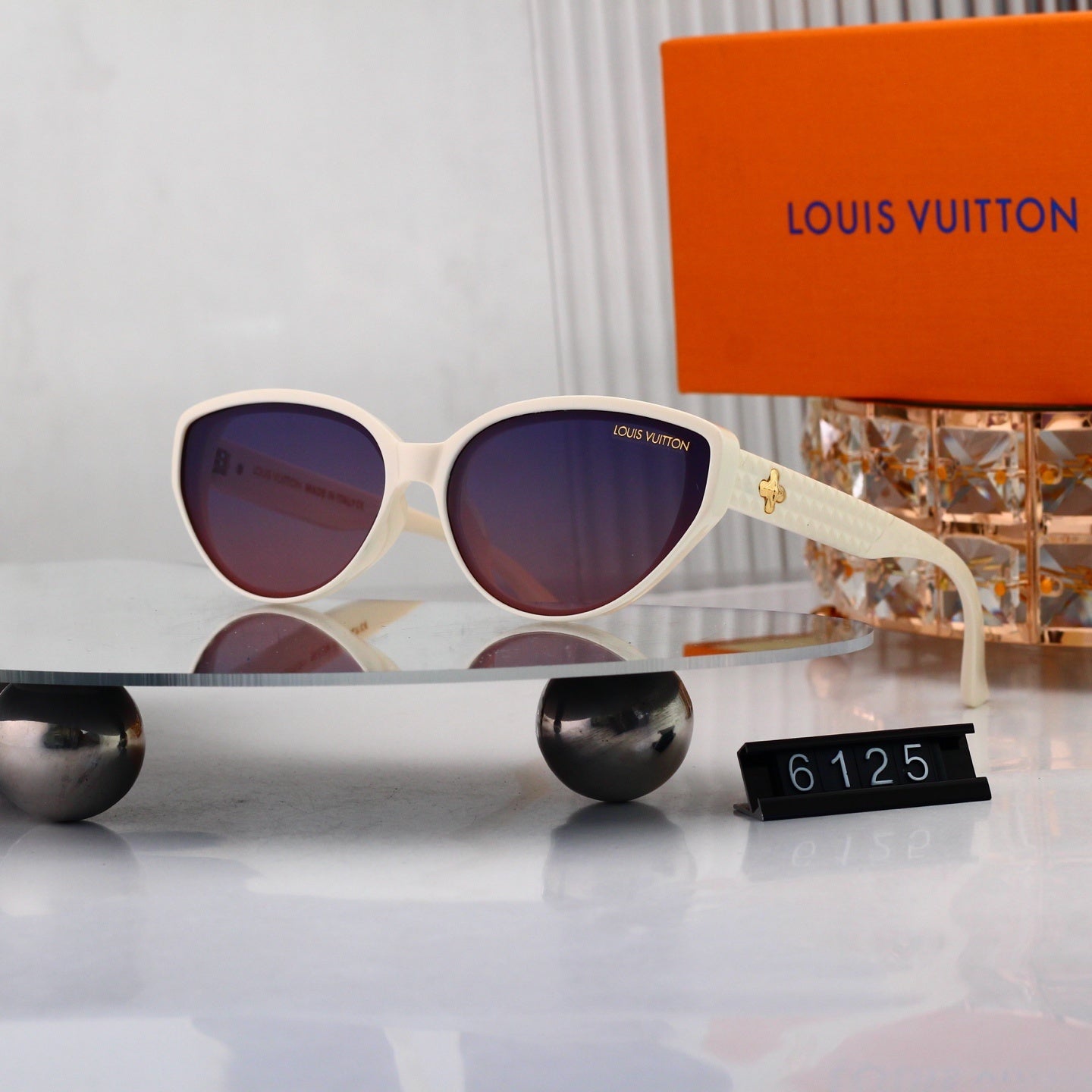 Cat Eye Sunglasses with Patterned Temples (Model 6125)