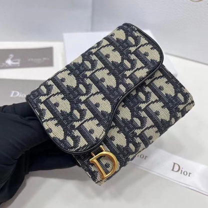 Oblique Saddle Wallet