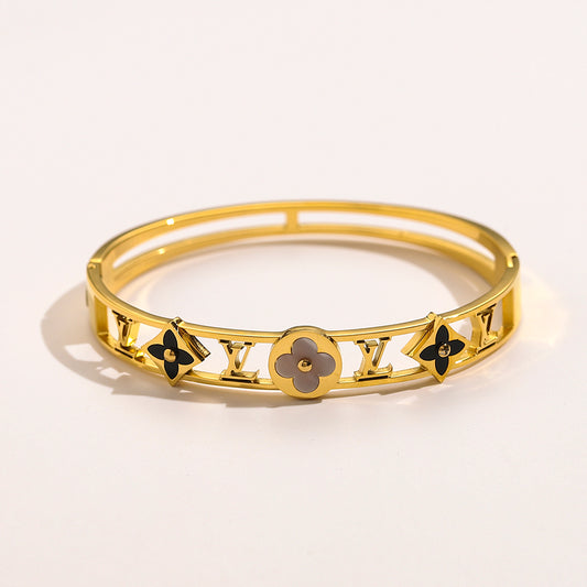 Four Leaf Clover Openwork Bracelet